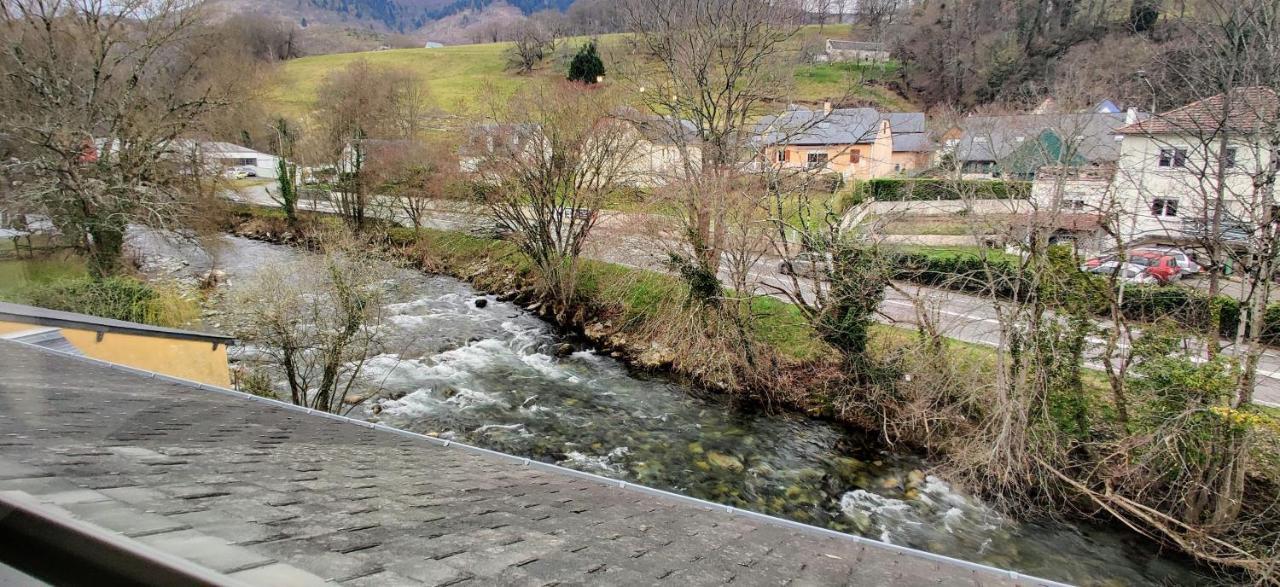 Magnifique, T2 Bis Spacieux & Calme, Neuf, Parking Gerde Esterno foto
